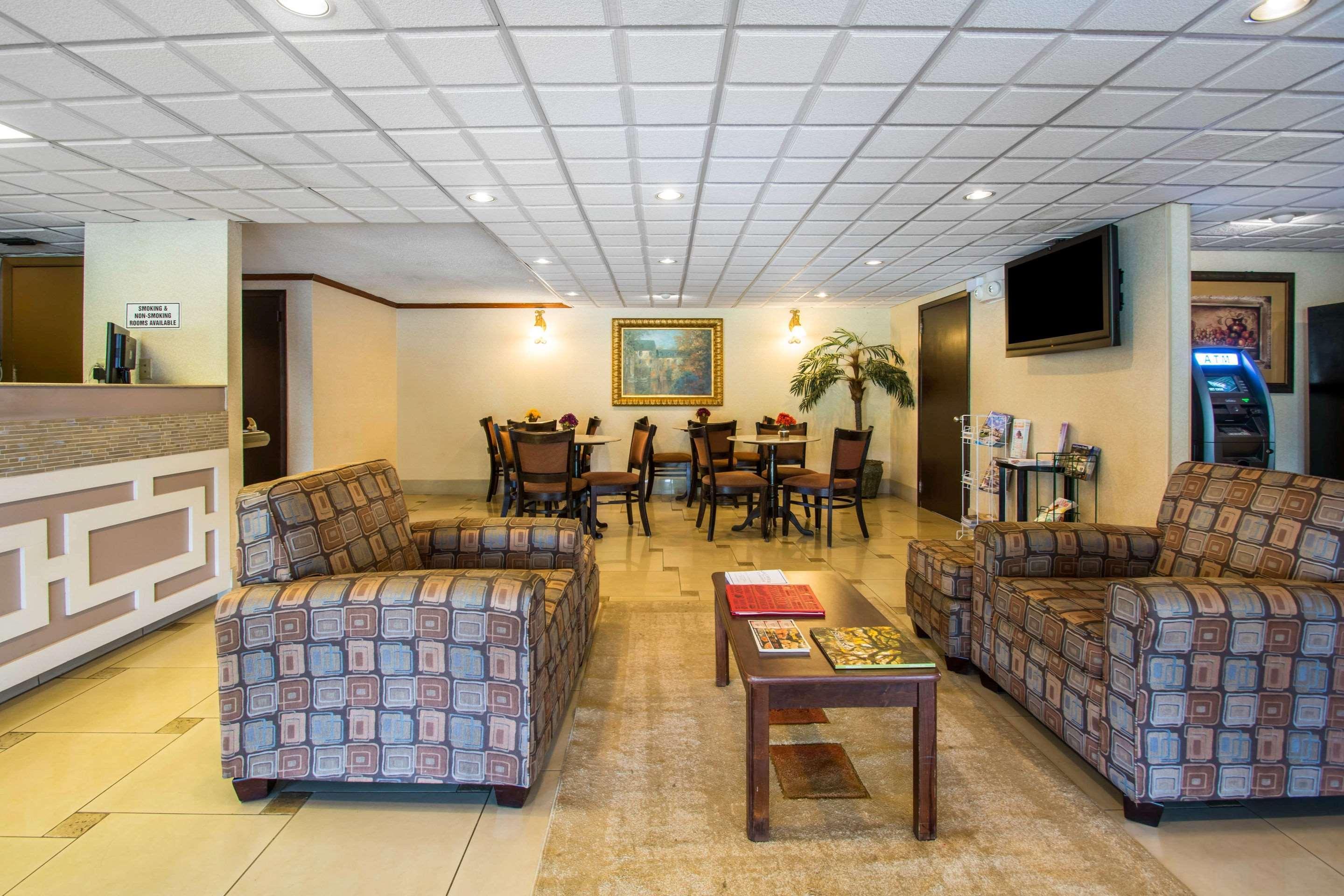 Jax Airport Hotel Jacksonville Buitenkant foto