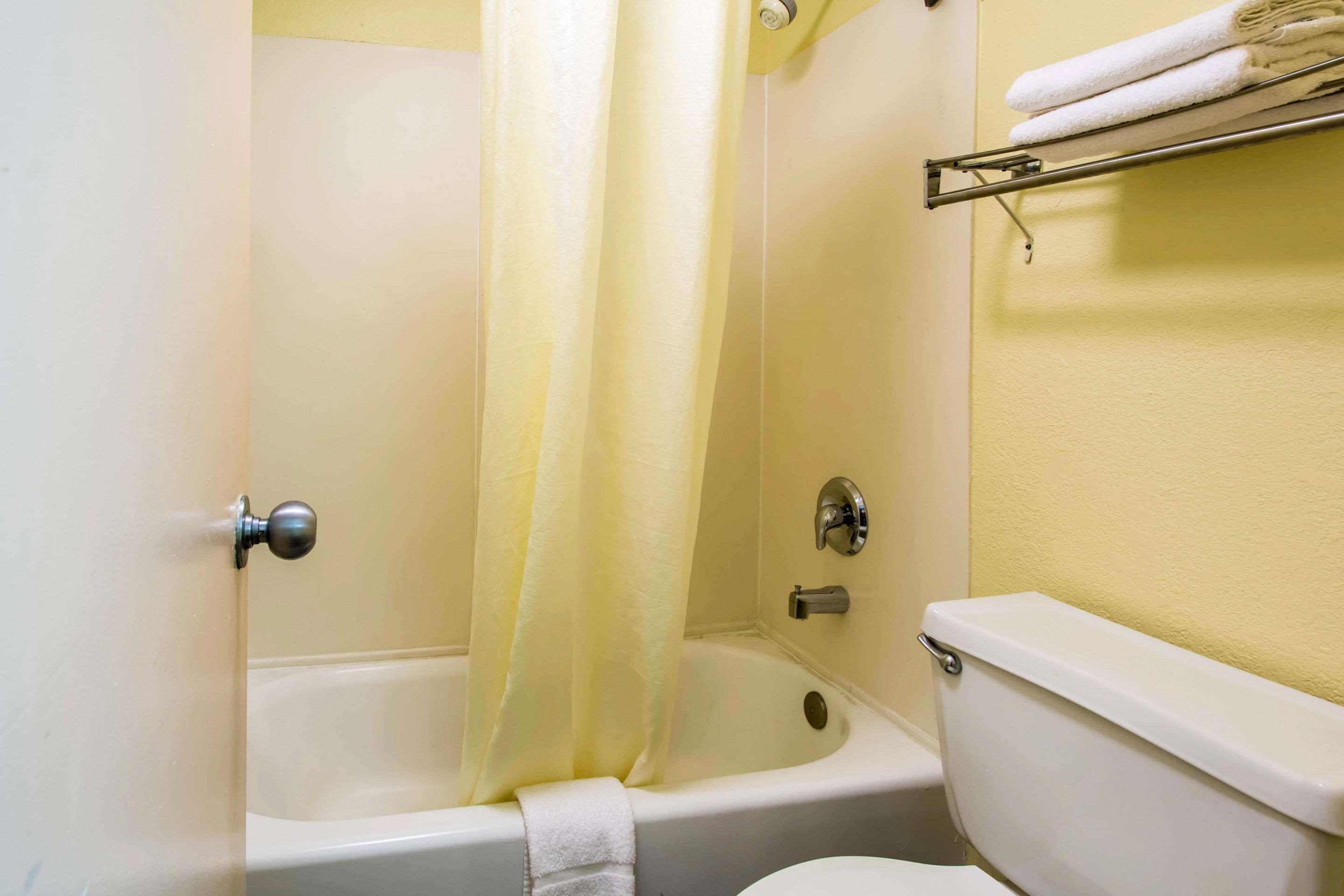 Jax Airport Hotel Jacksonville Buitenkant foto