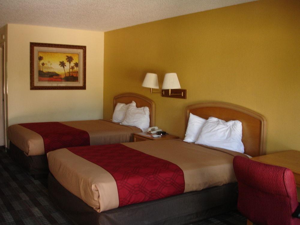 Jax Airport Hotel Jacksonville Buitenkant foto